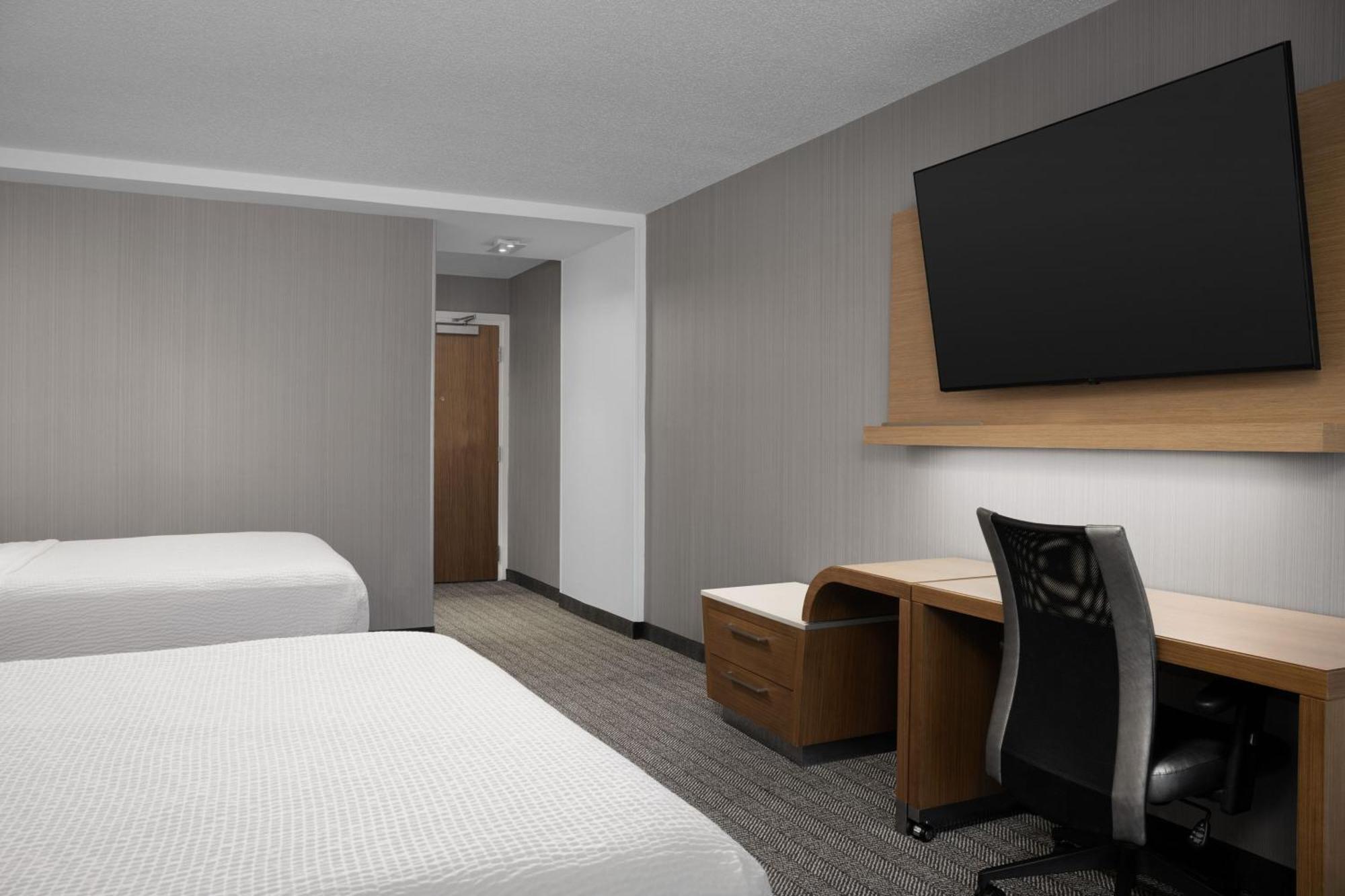 Hotel Courtyard By Marriott Philadelphia Bensalem Zewnętrze zdjęcie